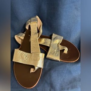 Free People leather women’s sandals sz 7 silver
